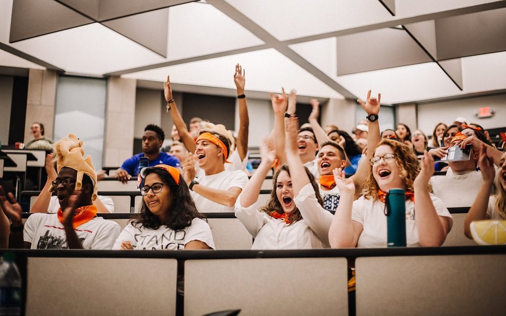 RA Training Teaches Community Spirit and Connection